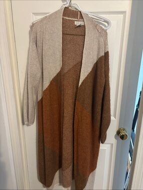 ruby moon Colorblock Open-Front Long Cardigan in Taupe and Brown